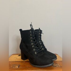 Black Journee Collection Women's Baylor Lace Up Booties